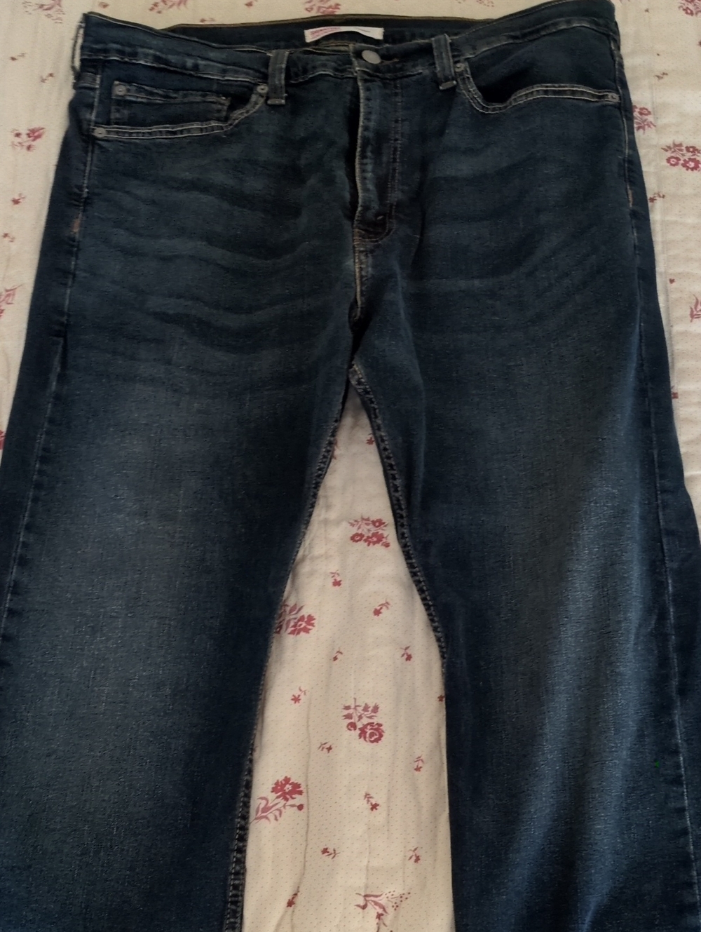 Signature by Levi Strauss Men's Medium Dark Blue Straight Jeans